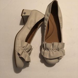 New with out tags ugg chunky heels